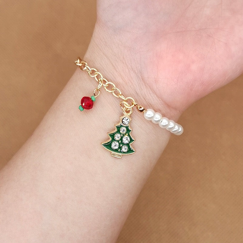 Festive Christmas Charm Pearl Bracelet | Adjustable Holiday Jewelry