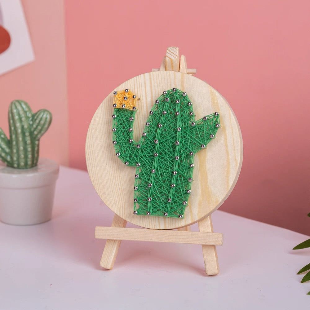 Mini DIY String Art Kit (4.3" Round) - Cute Kids Craft with Easel